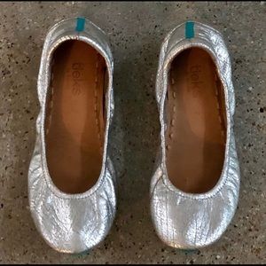 Light weight silver Tieks sz 7.